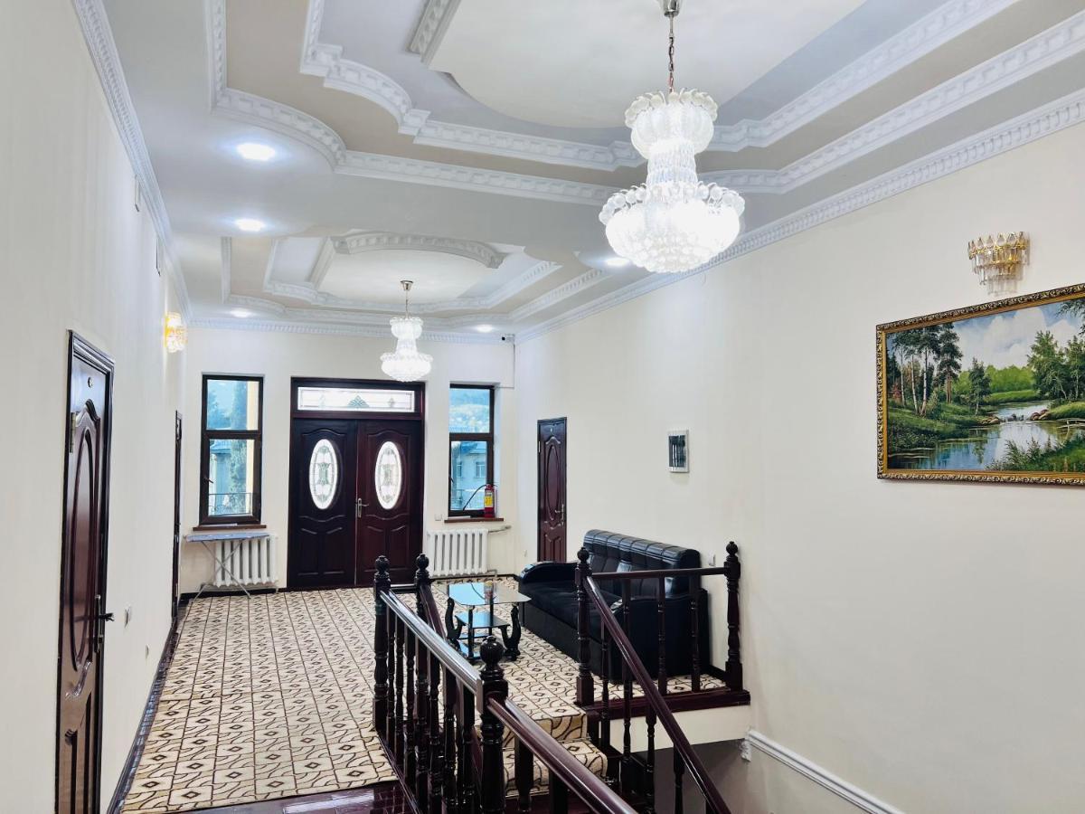 Alisher Hotel Duschanbe Exterior foto